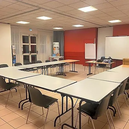 Brit Lyon Nord Ξενοδοχείο